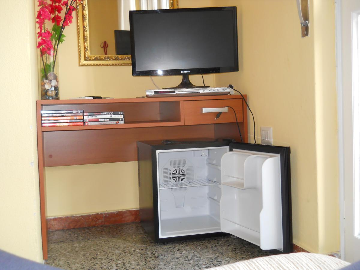 Al Relax Bed & Breakfast Cagliari Ngoại thất bức ảnh